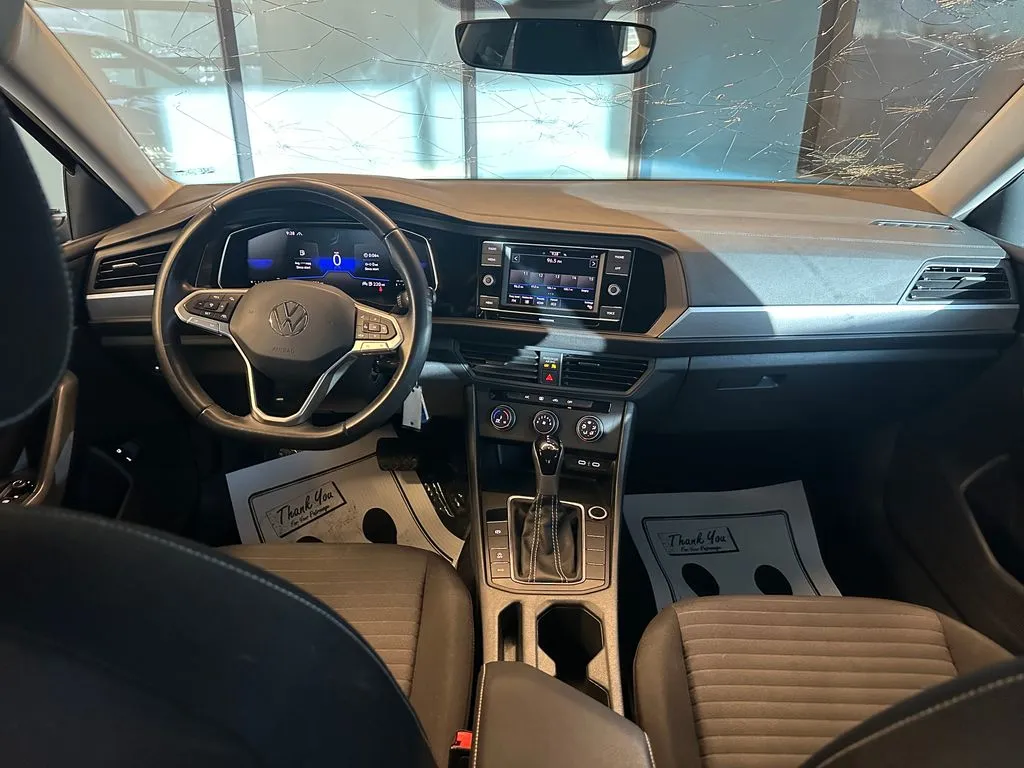 Volkswagen Jetta photo 9