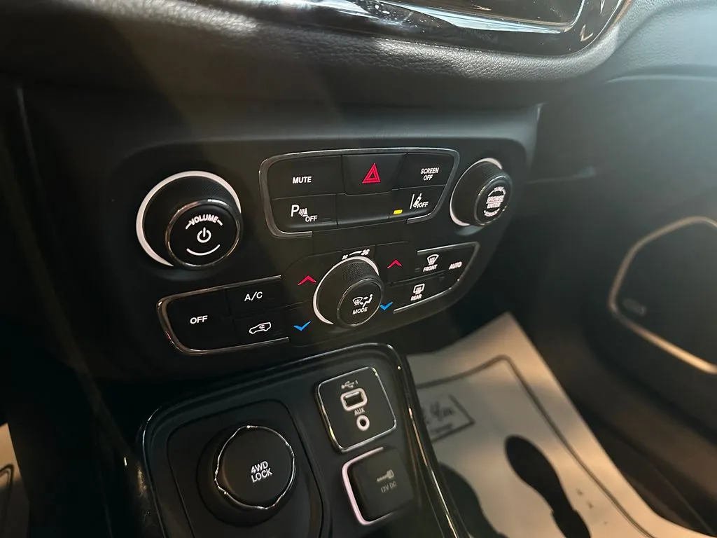 Jeep Compass photo 15
