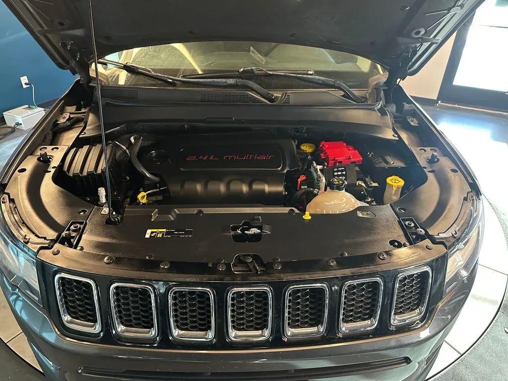 Jeep Compass photo 24