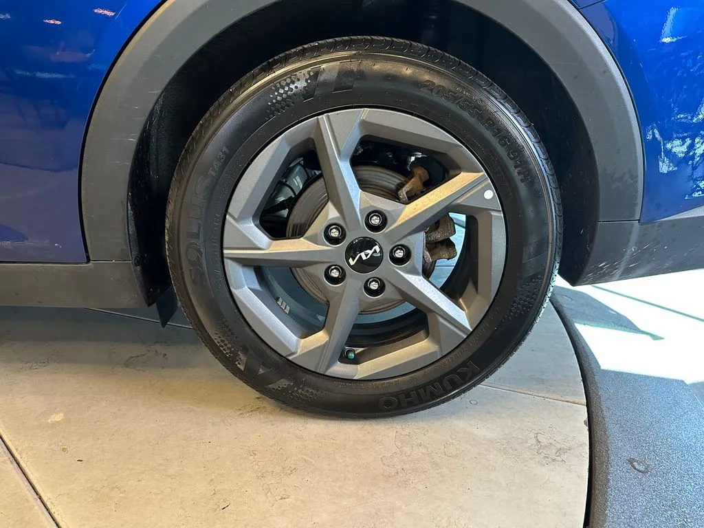 Kia K4 photo 25