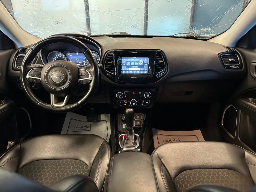 Jeep Compass photo 9