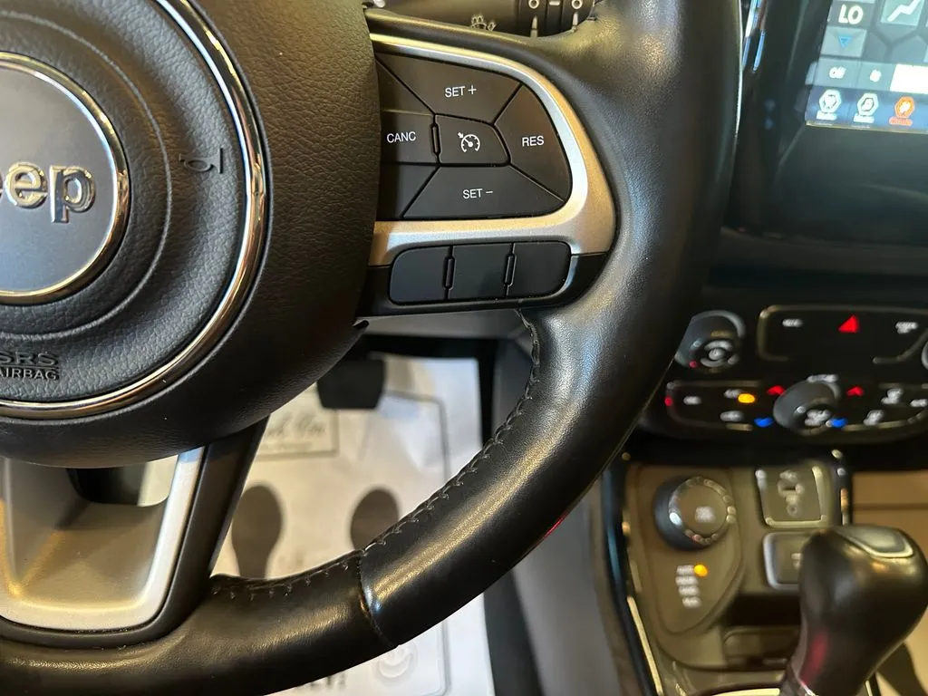 Jeep Compass photo 12