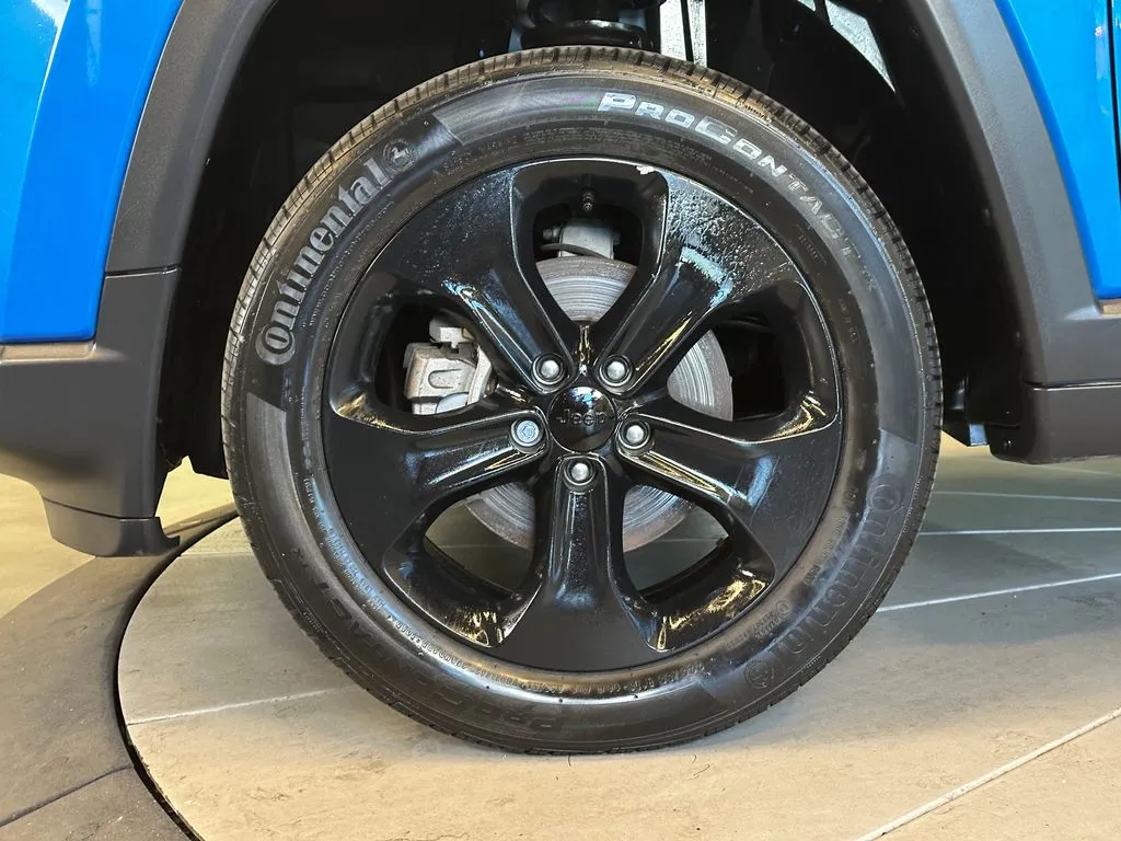 Jeep Compass photo 25