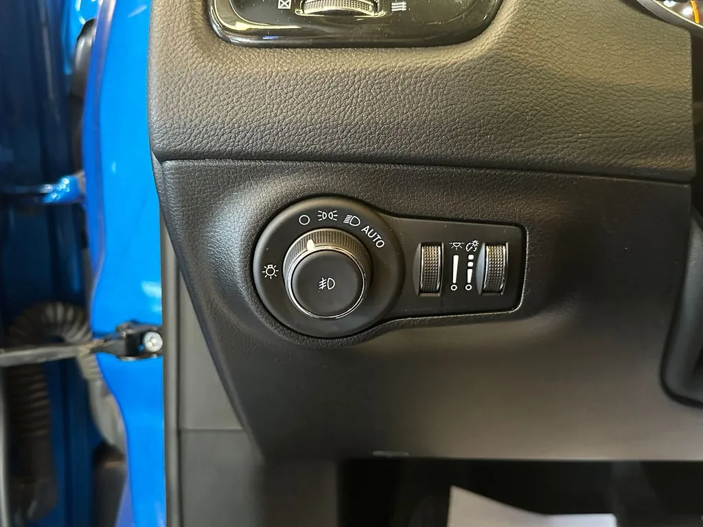 Jeep Compass photo 18