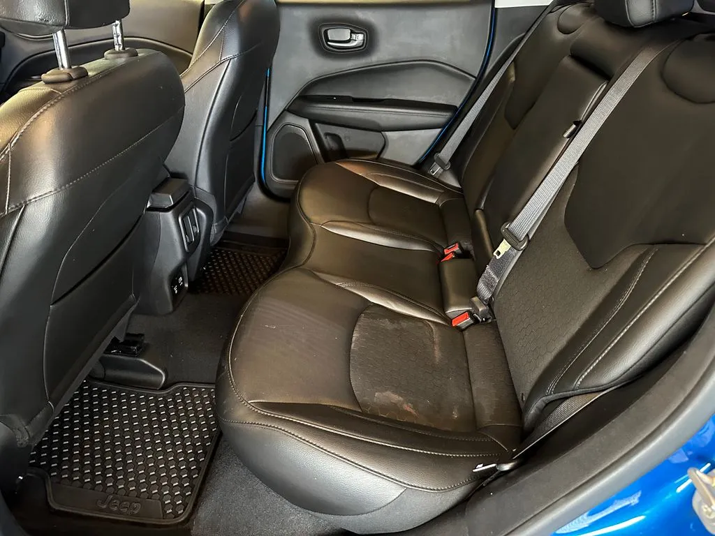 Jeep Compass photo 21