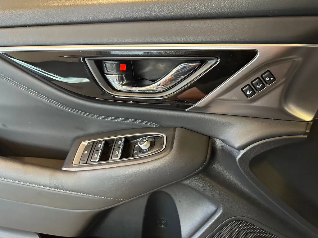 Subaru Legacy photo 19