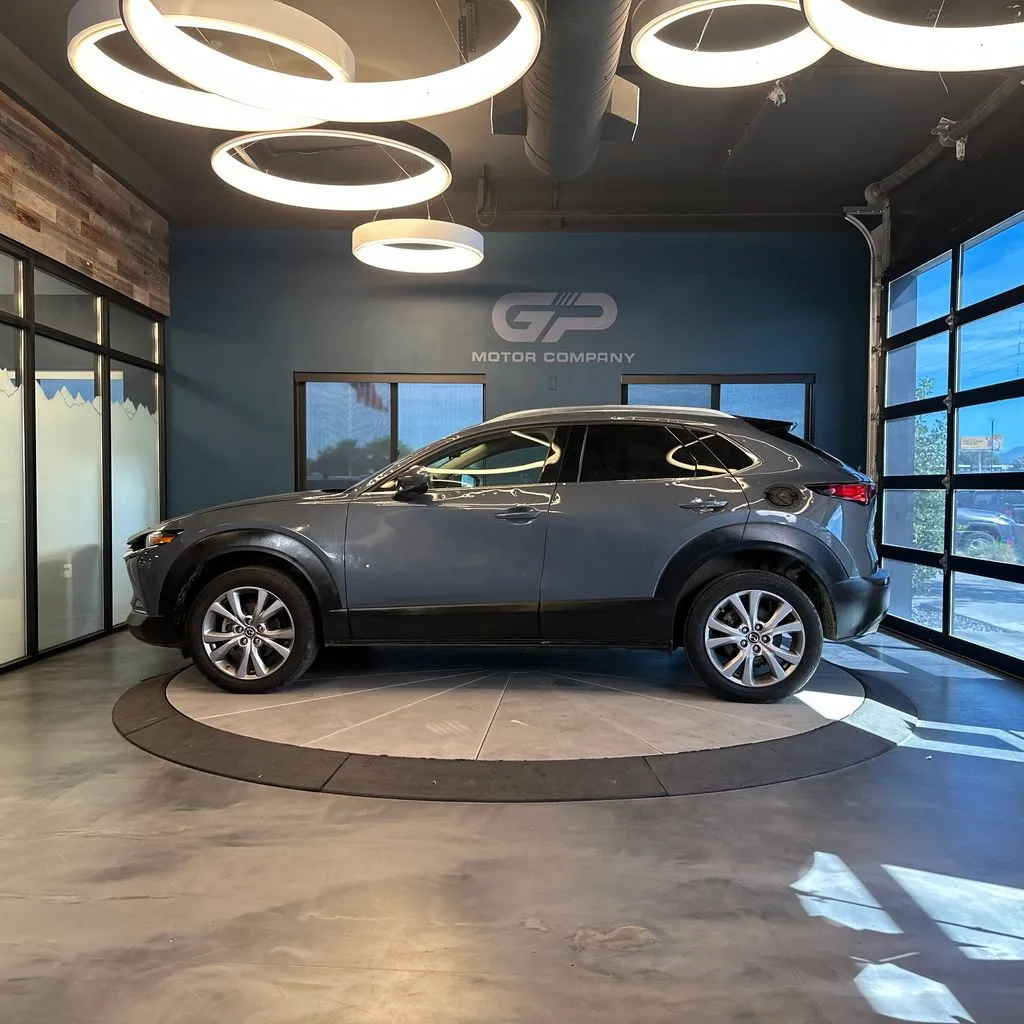 Mazda CX-30 photo 6