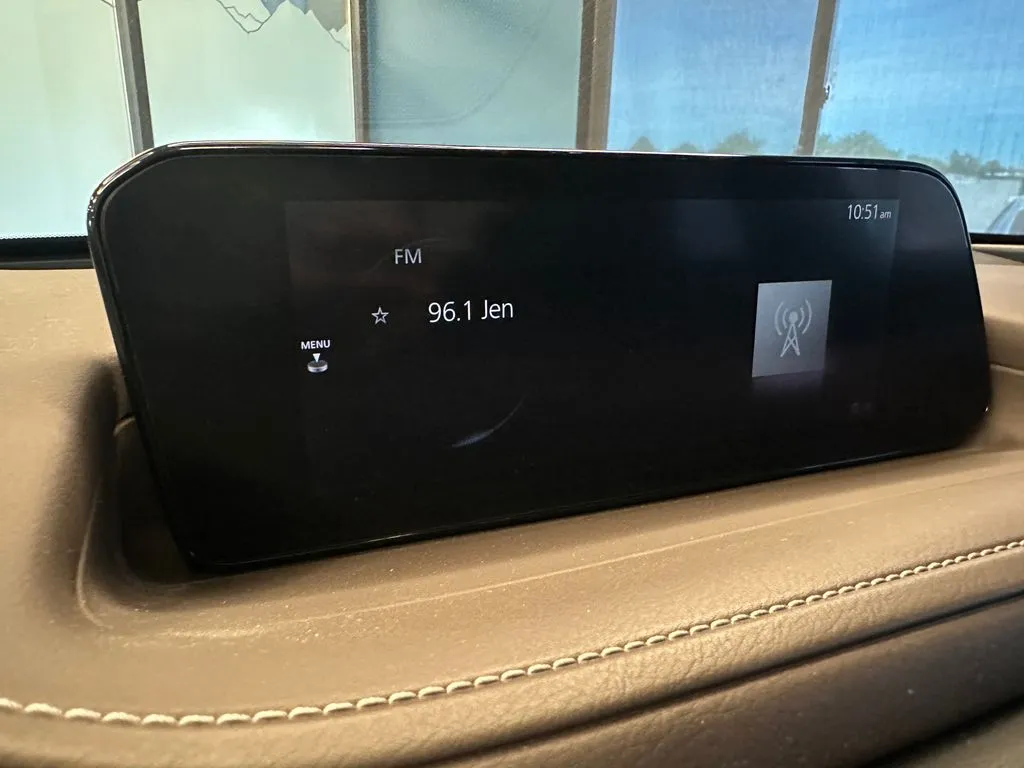 Mazda CX-30 photo 13