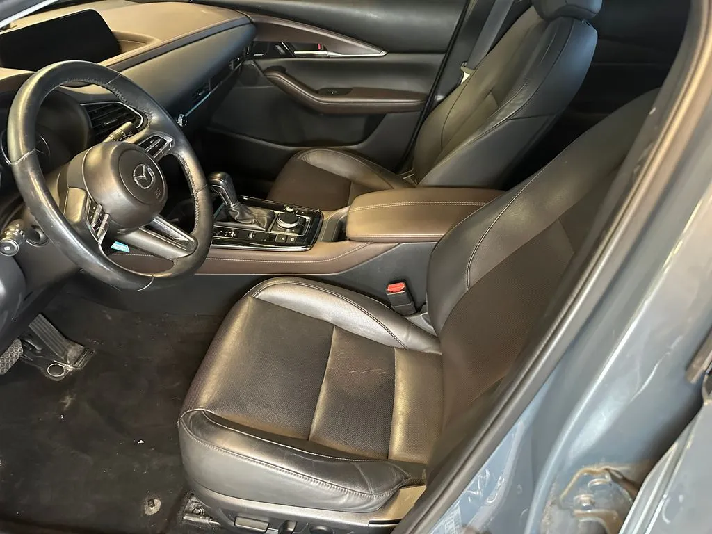 Mazda CX-30 photo 20