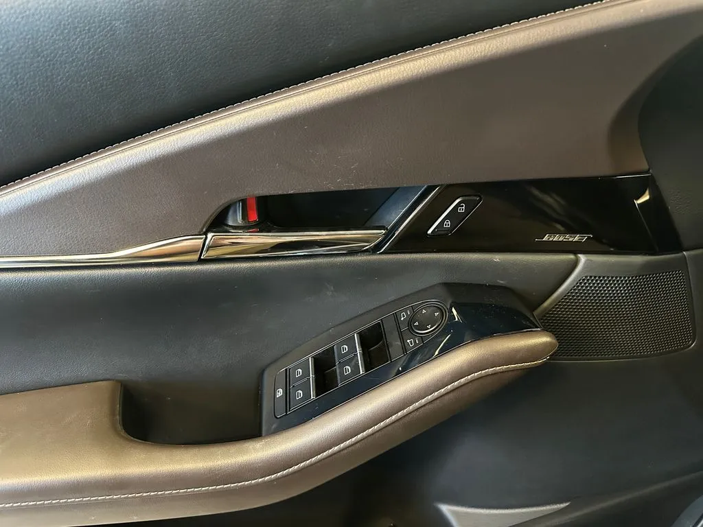 Mazda CX-30 photo 19