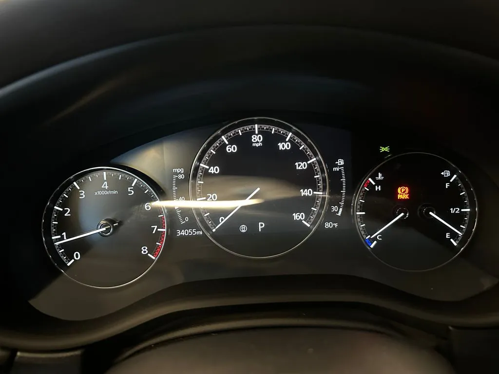 Mazda CX-30 photo 10