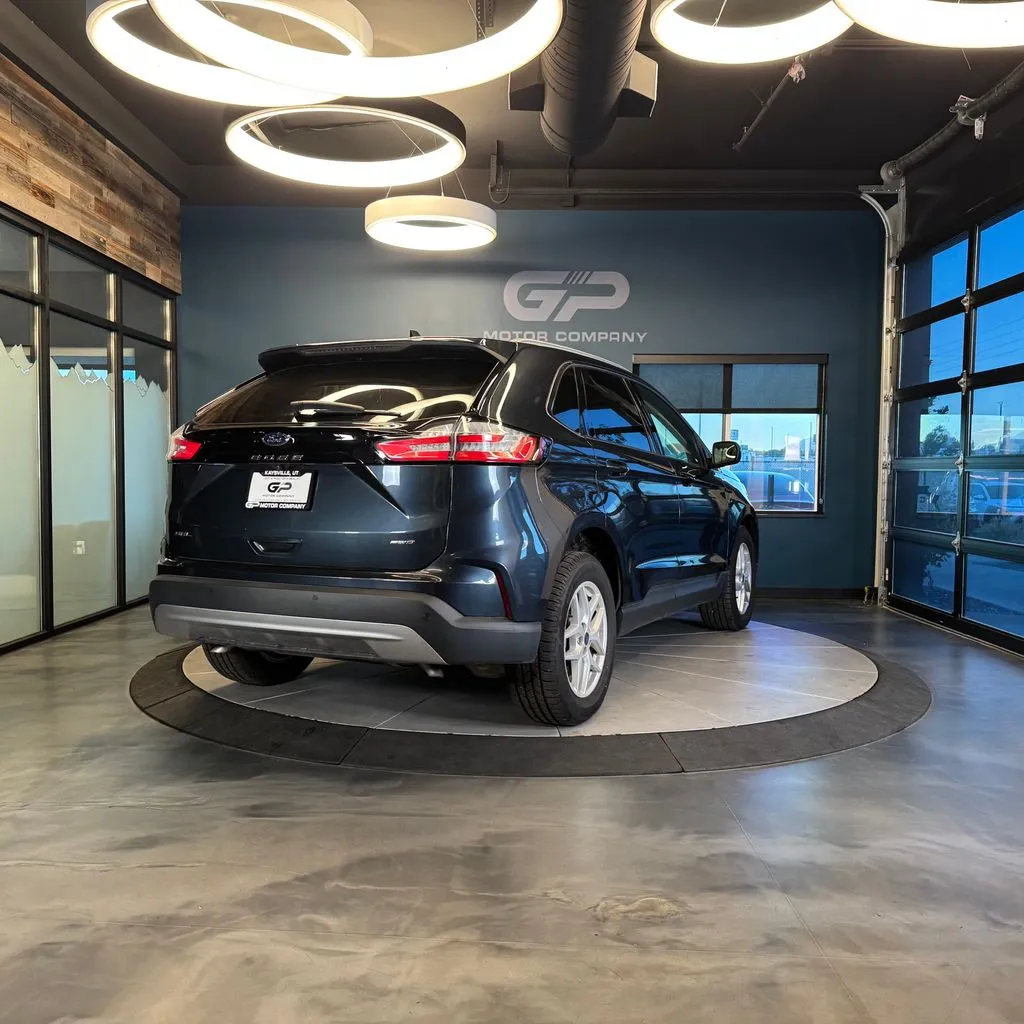 Ford Edge photo 3