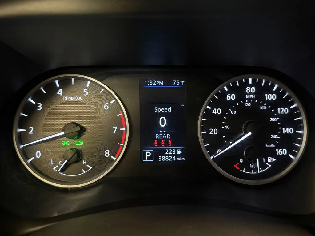 Nissan Sentra photo 9