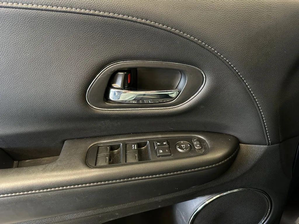 Honda HR-V photo 18