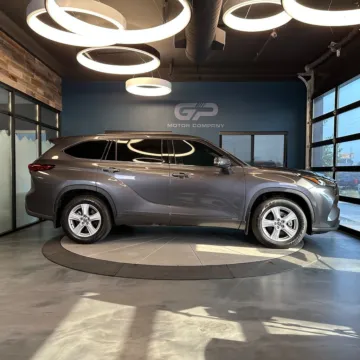 Photos of 2022 Toyota Highlander Hybrid LE for sale in Kaysville, UT at GP Motor Company