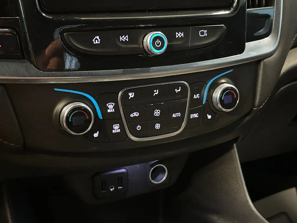 Chevrolet Traverse photo 15