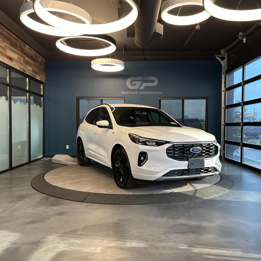 2023 Ford Escape ST-Line Elite