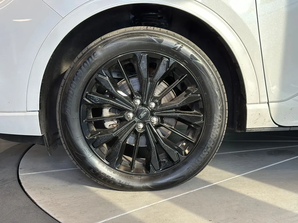 Ford Escape photo 25