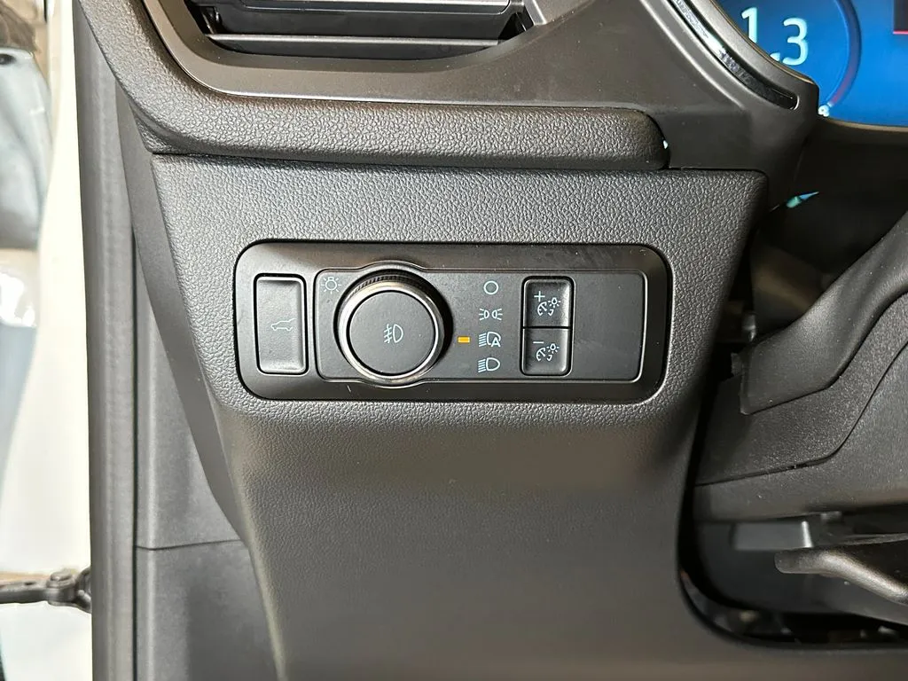 Ford Escape photo 18