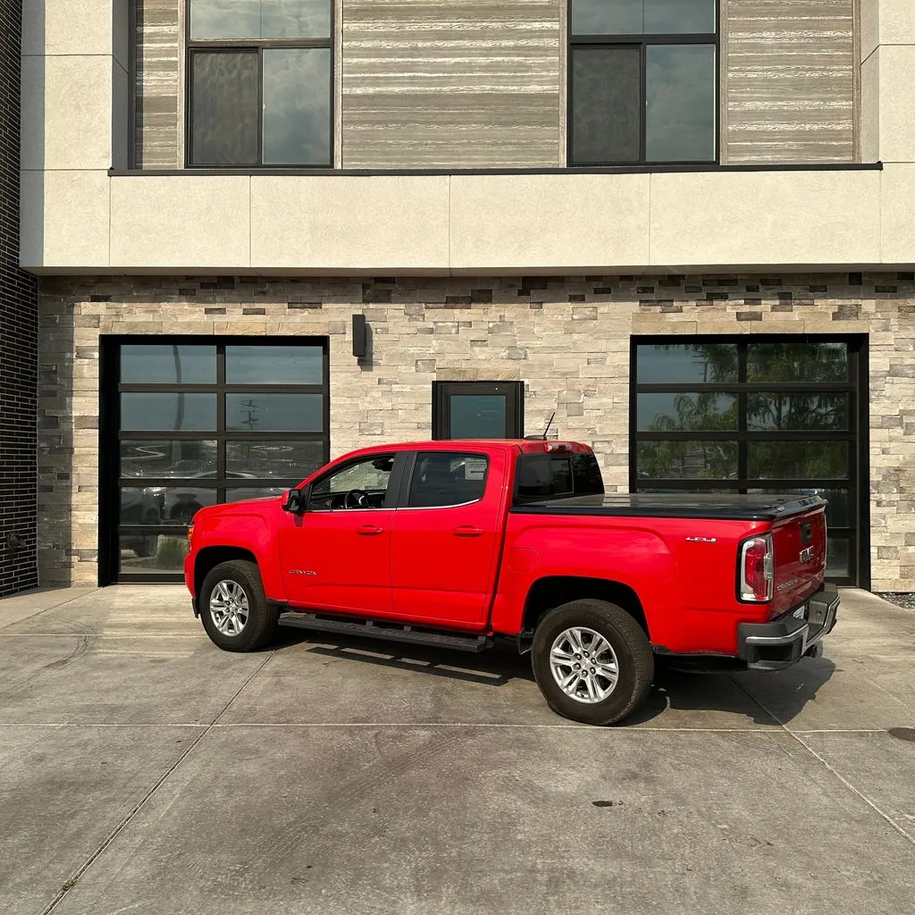 GMC Canyon photo 5