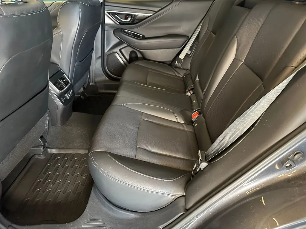 Subaru Outback photo 21