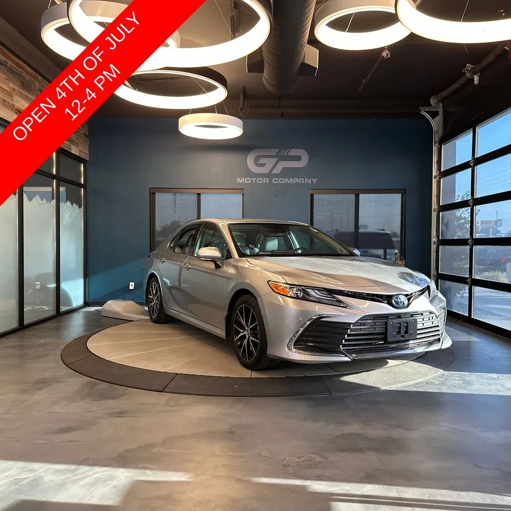Silver 2023 Toyota Camry Hybrid XLE for sale in Kaysville, UT