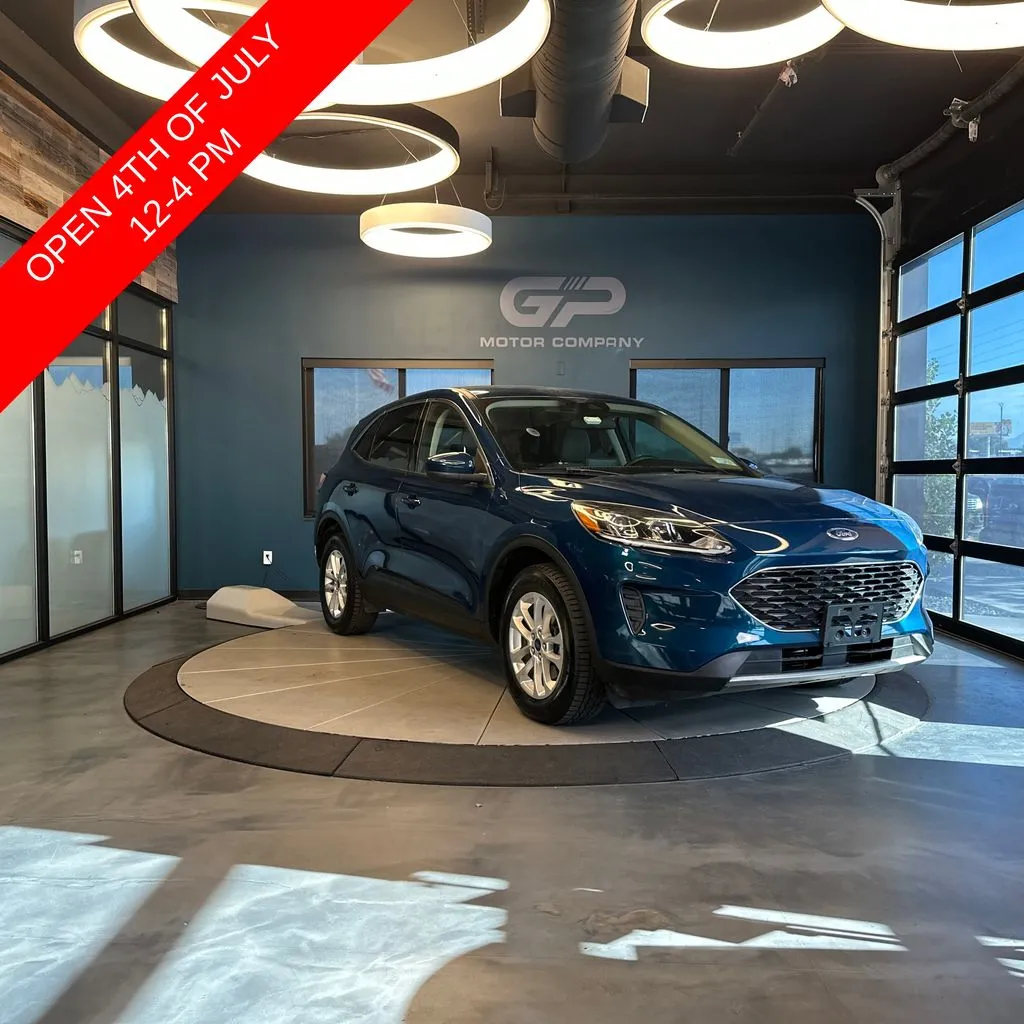 Green 2020 Ford Escape SE for sale in Kaysville, UT
