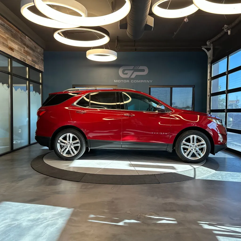 Chevrolet Equinox photo 2