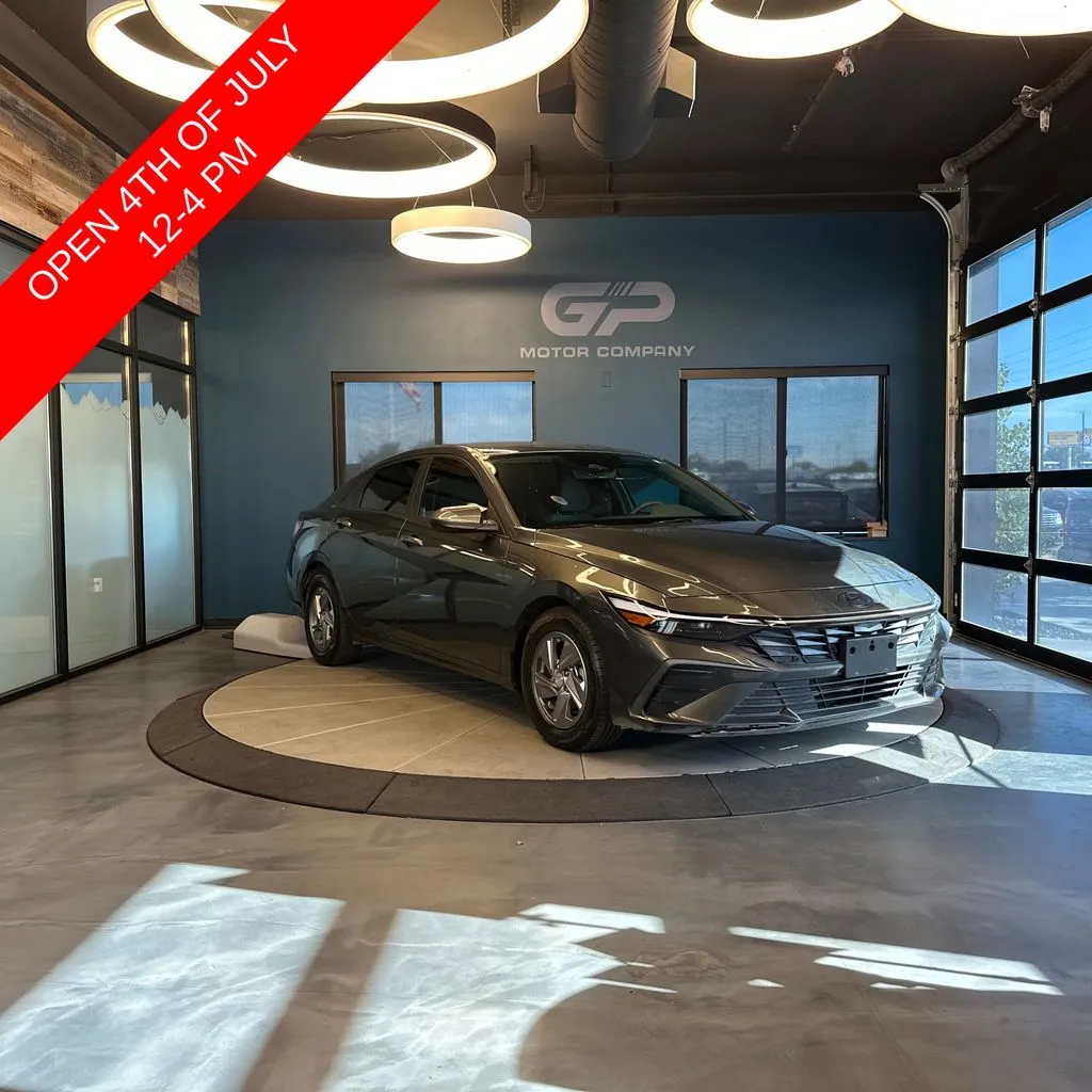 Gray 2024 Hyundai Elantra SE for sale in Kaysville, UT