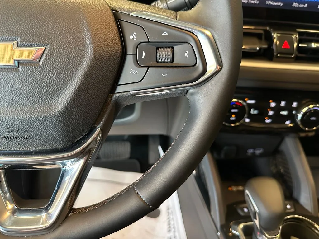 Chevrolet Trailblazer photo 12