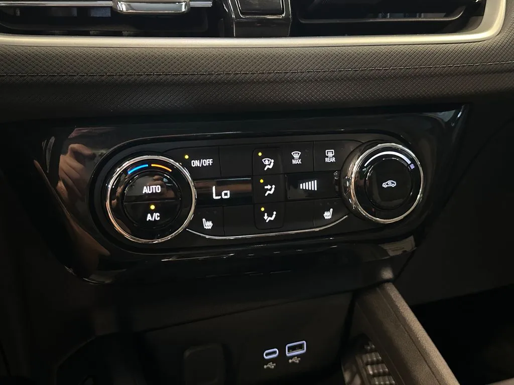 Chevrolet Trailblazer photo 15