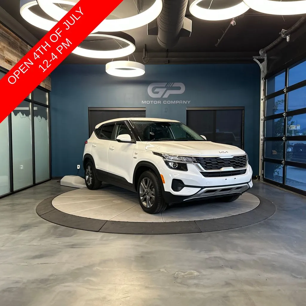 White 2023 Kia Seltos LX for sale in Kaysville, UT
