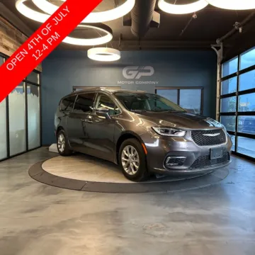Unknown 2021 Chrysler Pacifica Touring L for sale in Kaysville, UT