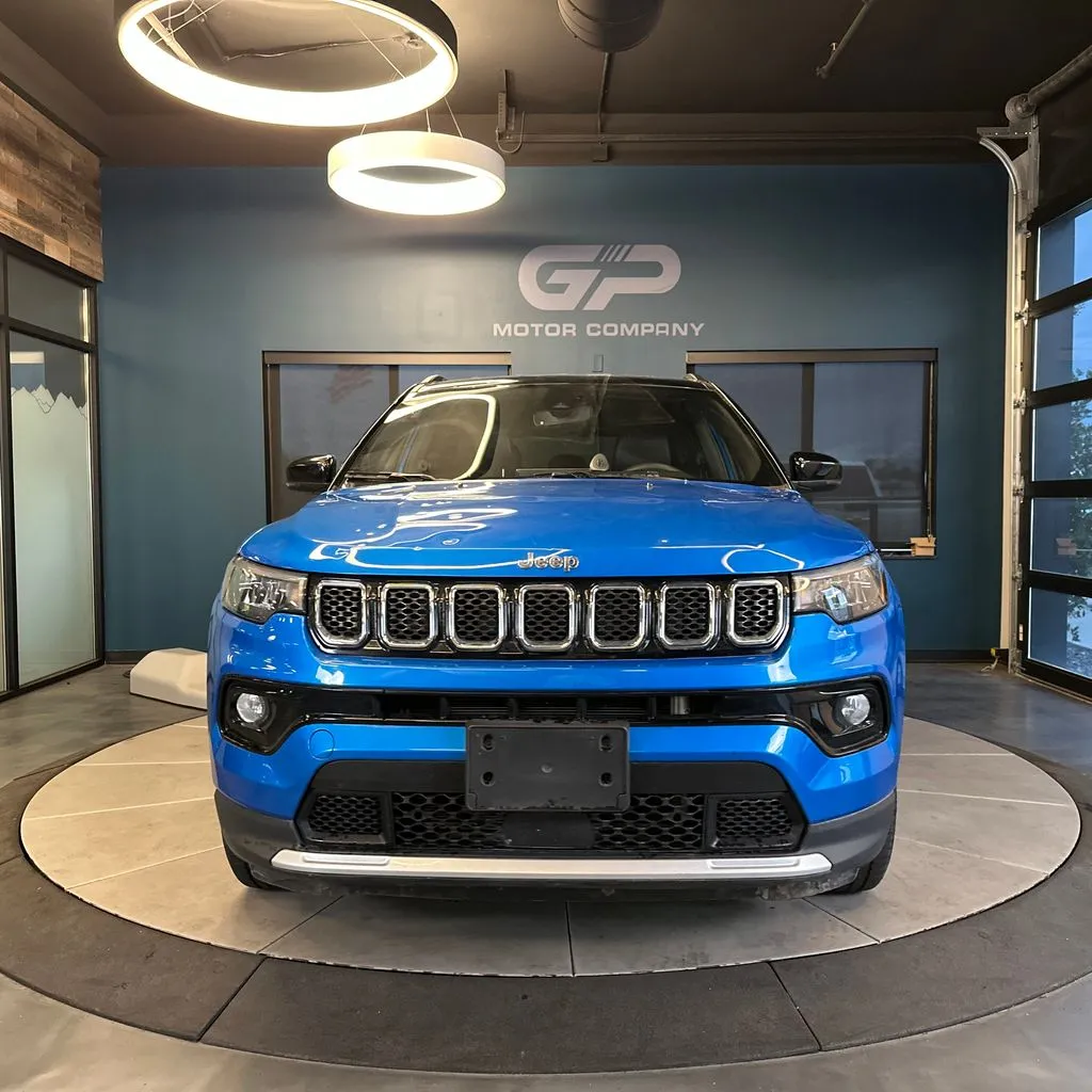Jeep Compass photo 8