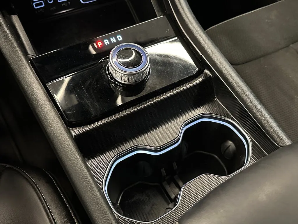 Jeep Grand Cherokee photo 18