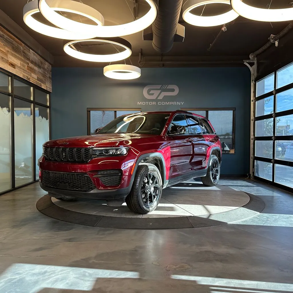 Jeep Grand Cherokee photo 7