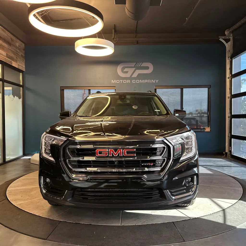 GMC Terrain photo 8