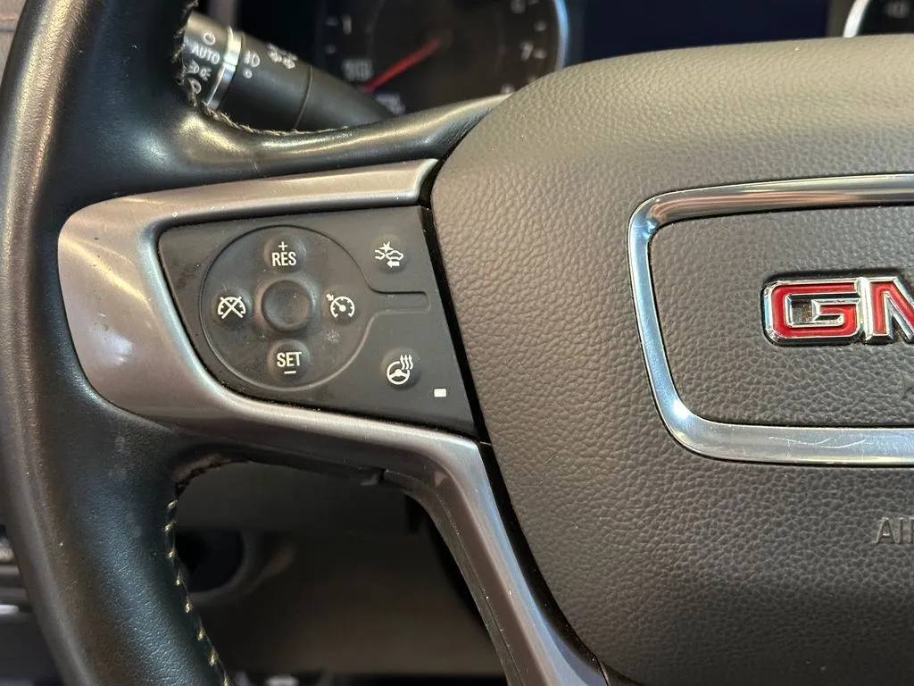 GMC Terrain photo 11