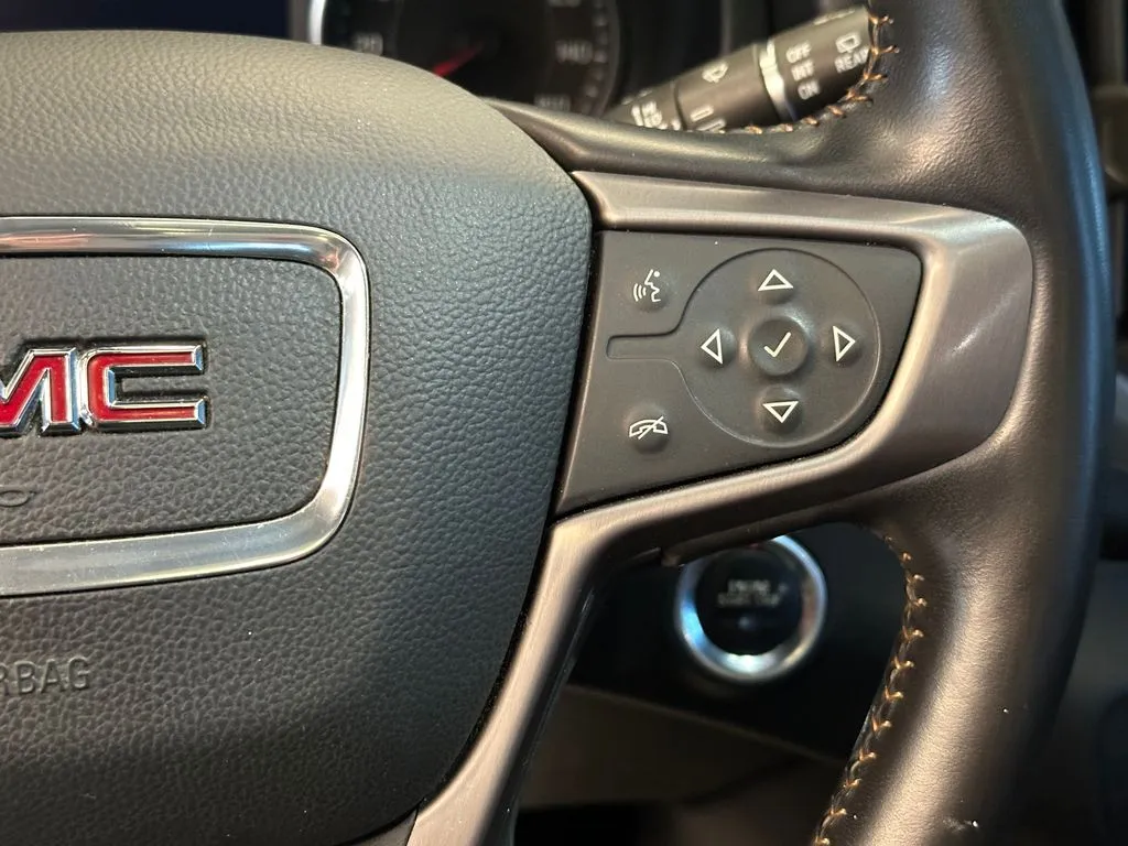 GMC Terrain photo 12