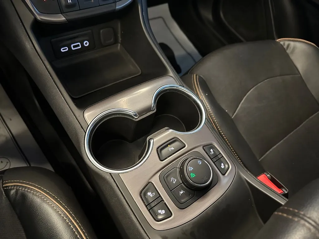 GMC Terrain photo 16