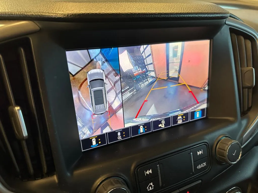 GMC Terrain photo 14