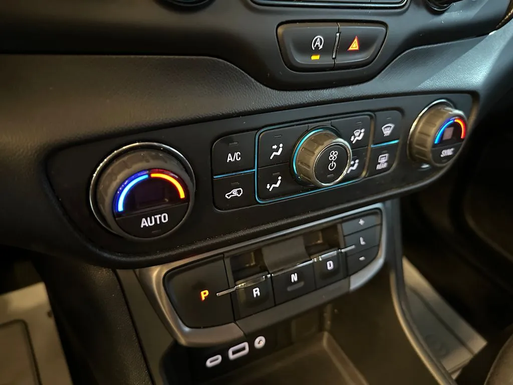 GMC Terrain photo 15