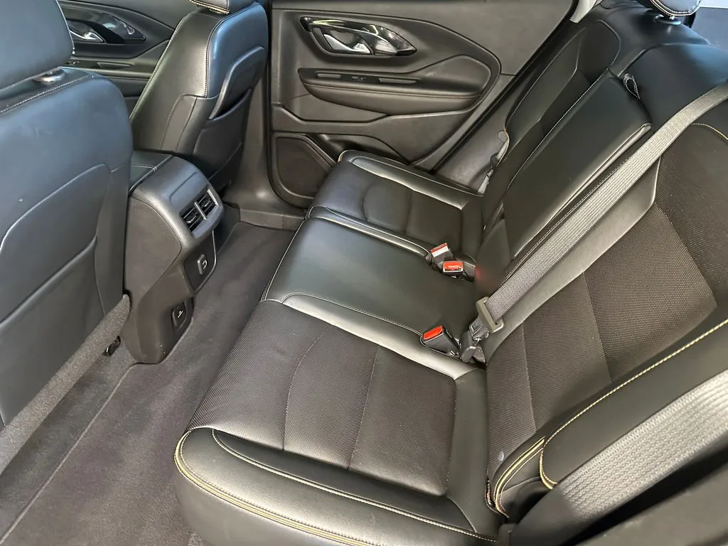 GMC Terrain photo 21