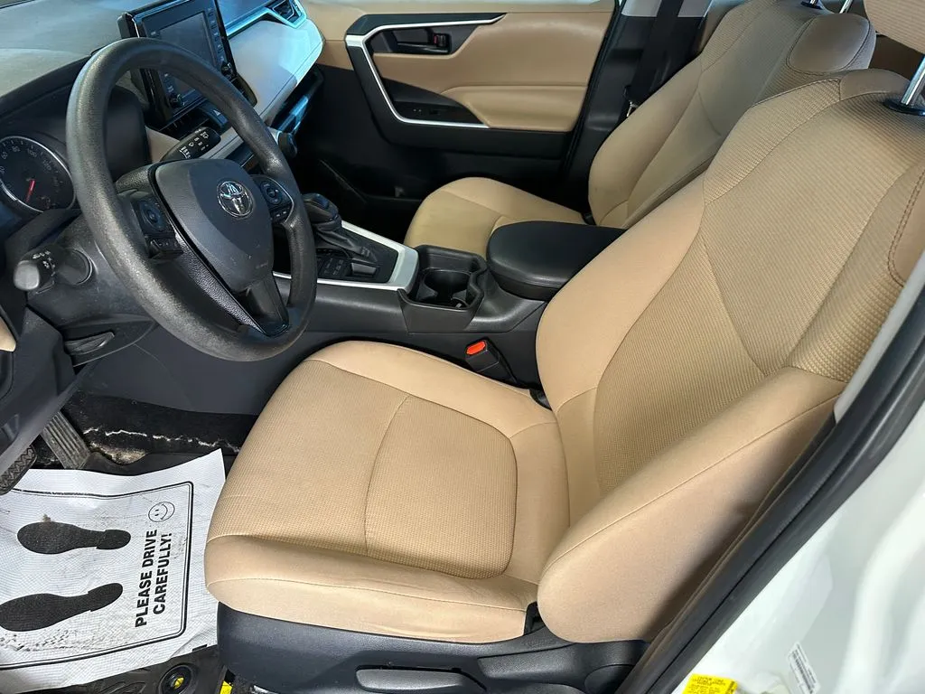 Toyota RAV4 photo 20