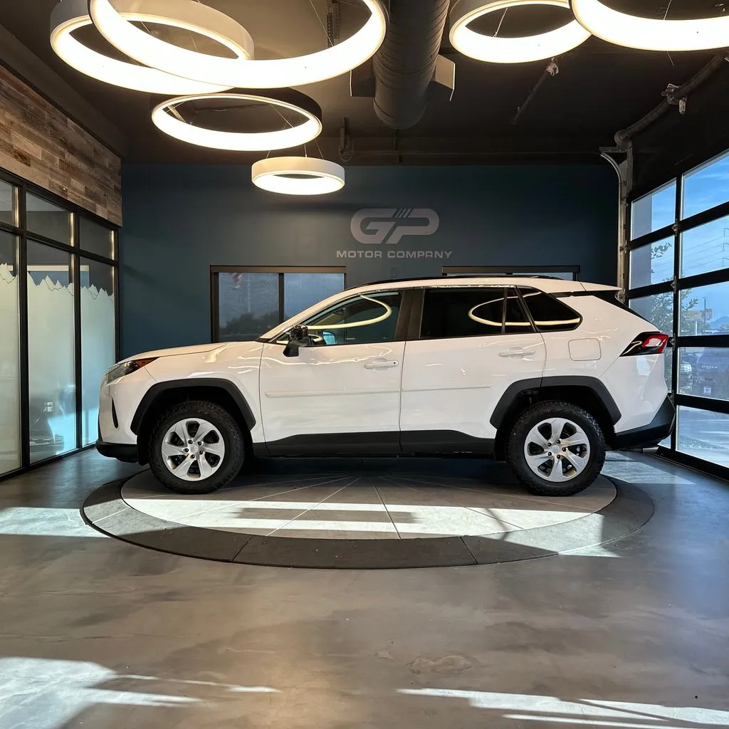 Toyota RAV4 photo 6