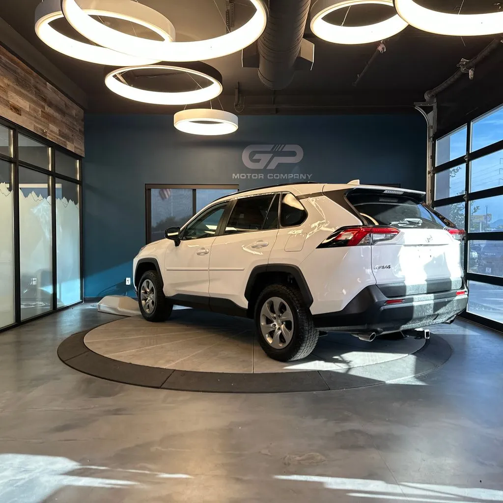 Toyota RAV4 photo 5
