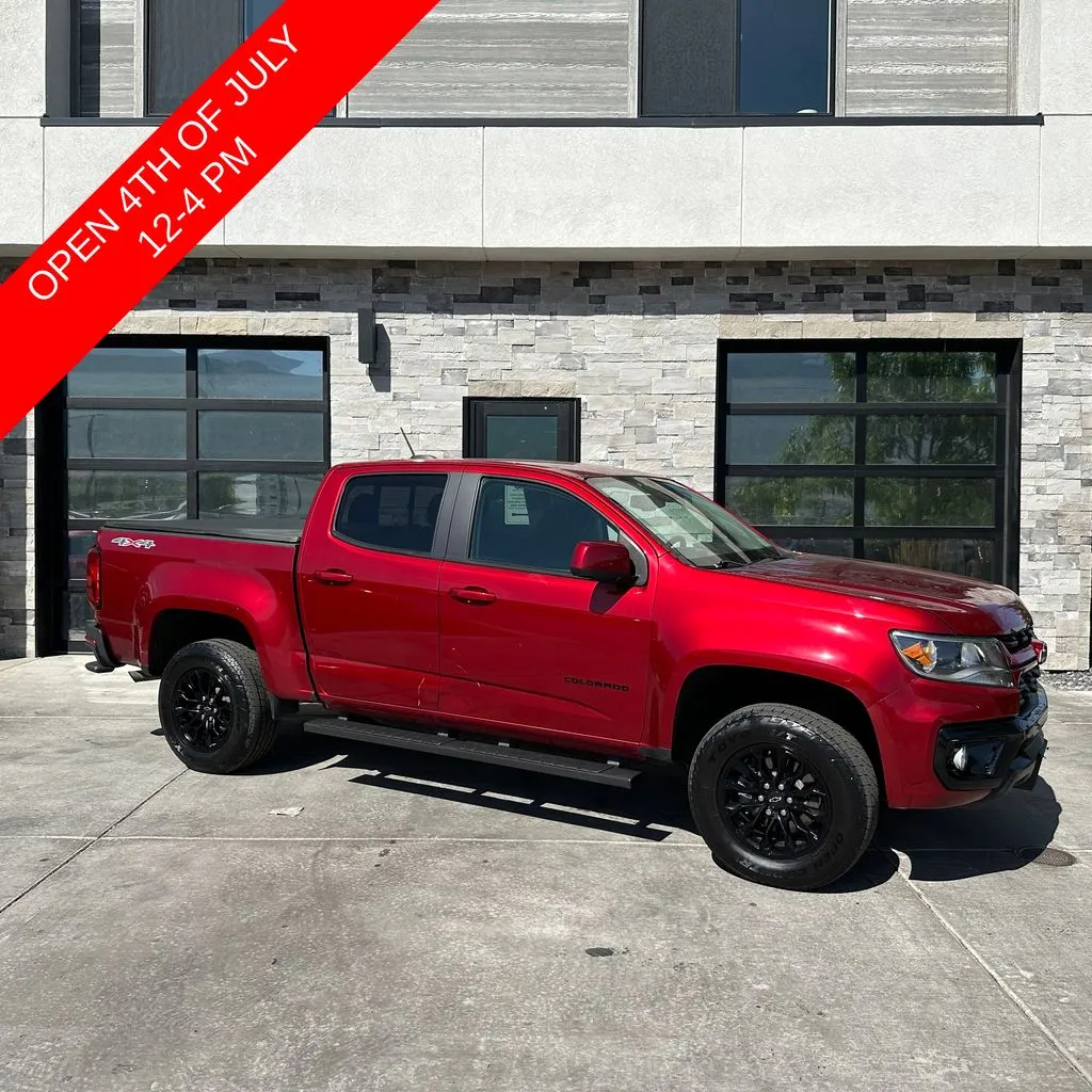 2022 Chevrolet Colorado 4WD LT Crew Cab Short Box's photo