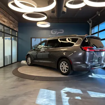 More photos of 2022 Chrysler Pacifica Touring L at GP Motor Company, UT