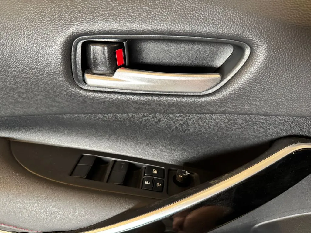 Toyota Corolla photo 19