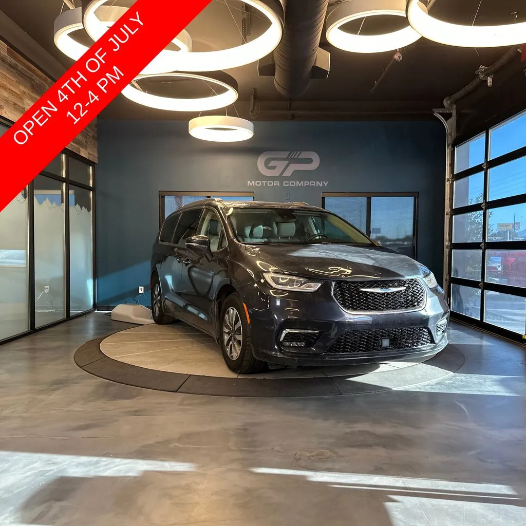 Unknown 2021 Chrysler Pacifica Hybrid Touring L for sale in Kaysville, UT